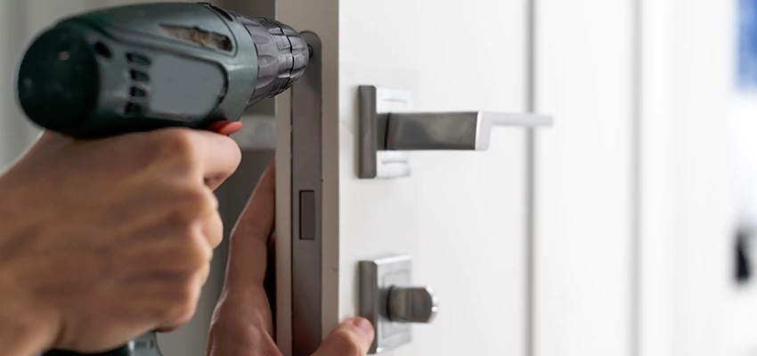 Locksmith For Lock Replacement Near Me in Garfield, NJ