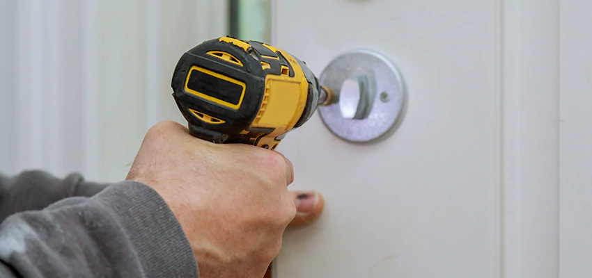 Street Locksmith For Smart Lock Repair in Garfield, NJ