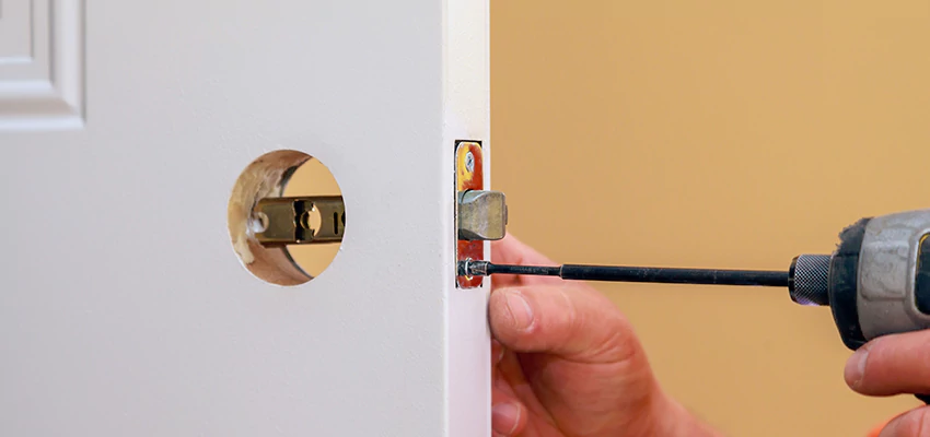 Stuck Door Knobs Repair in Garfield, NJ